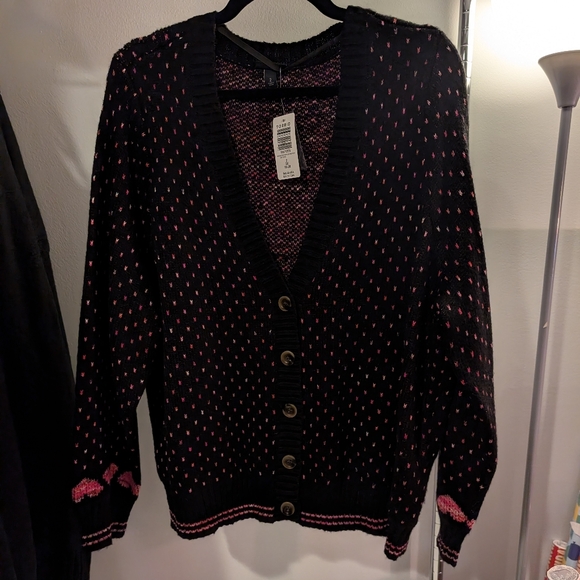 NWT Torrid Pink Hearts Cardigan Drop Shoulder V-Neck Button Front Sweater Size 2 - Picture 2 of 13